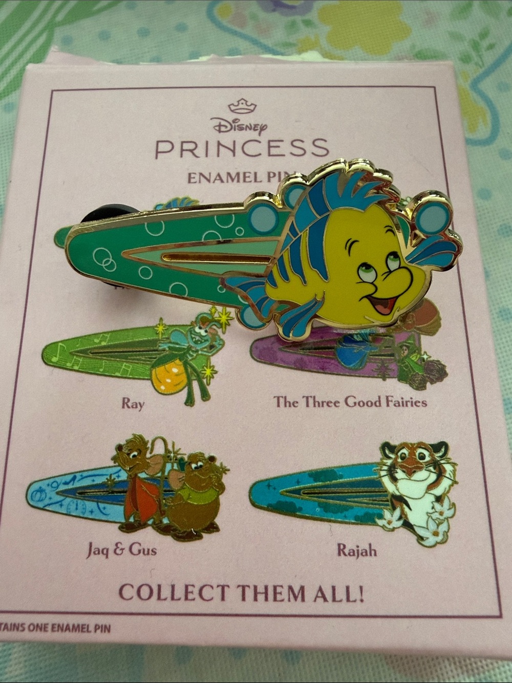 Disney Princess Flounder hair clip Enamel Pin – Green and Yellow